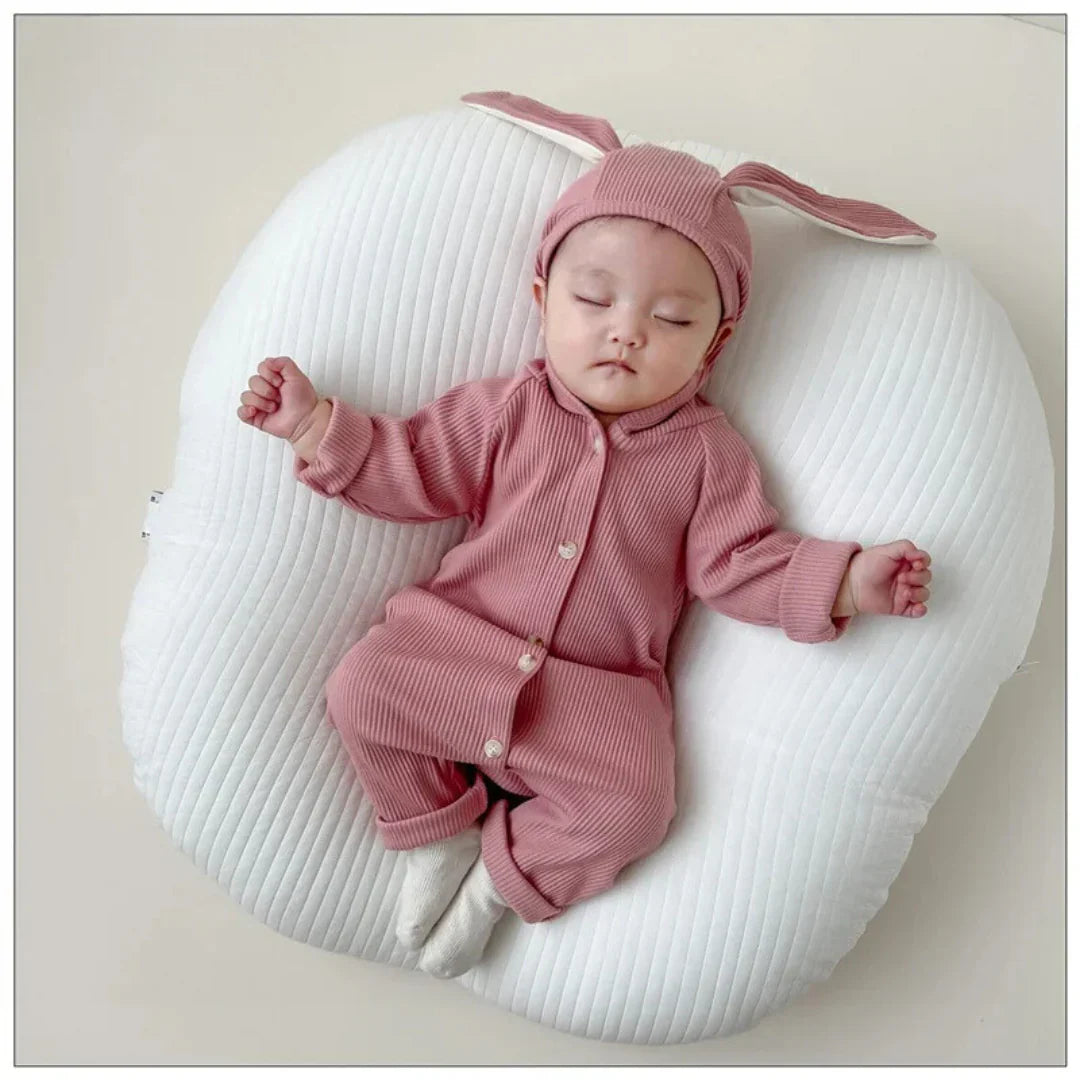 Kuscheliger Hasen-Strampler – Baby-Overall mit süßen Ohren