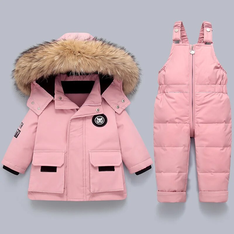 Kuschelige Warme Kinderjacke und Overall – Perfekter Schutz für kalte Tage