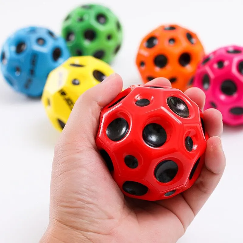 Sanft zurückprallender Springball für Kinder und Erwachsene