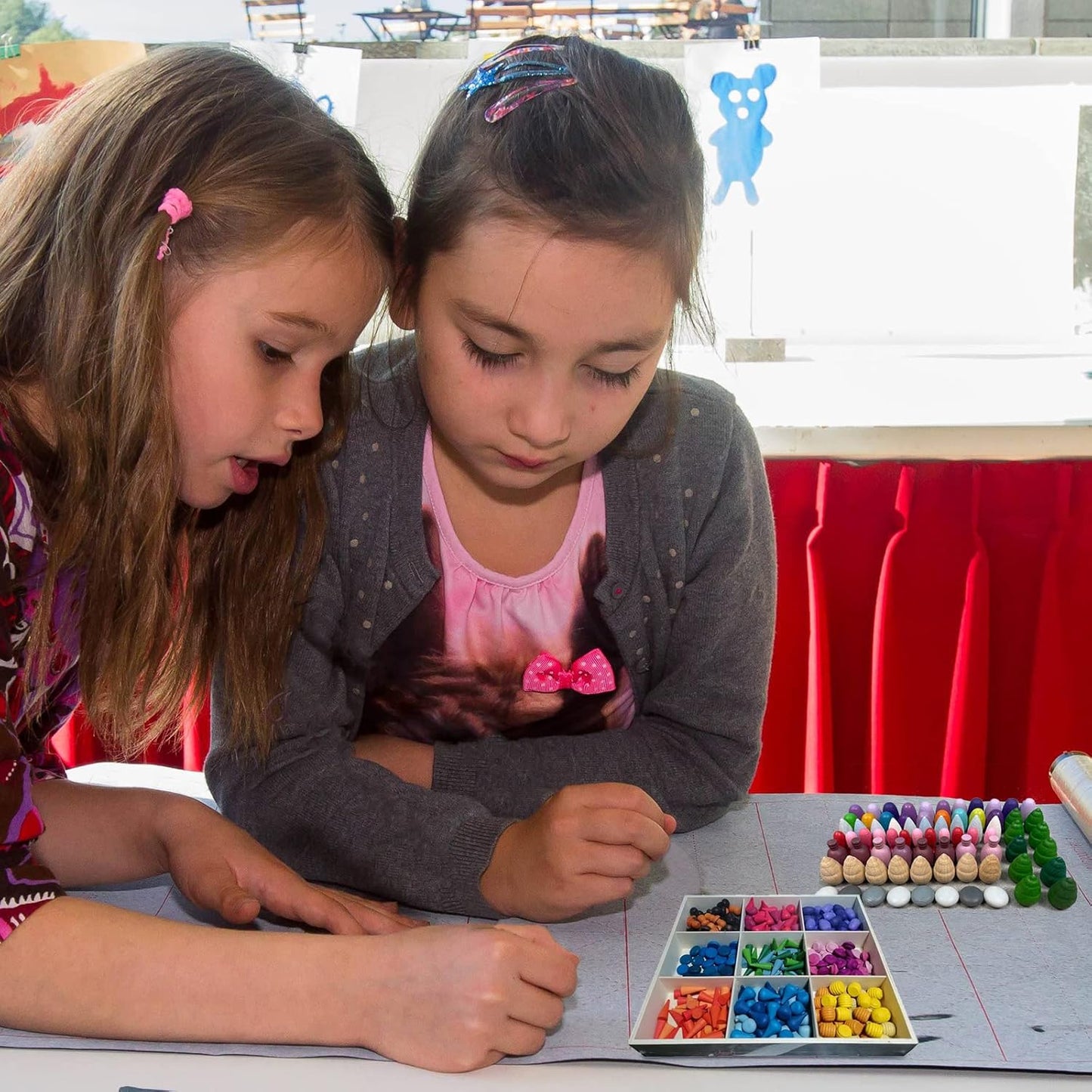Farbenfroher Bau-Spaß – Bunte Holzbausteine für Kinder