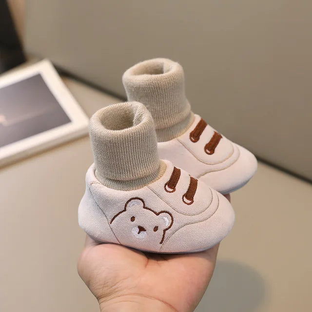 Kuschelige Babyschuhe – Warme Mini-Sneaker für kleine Füße