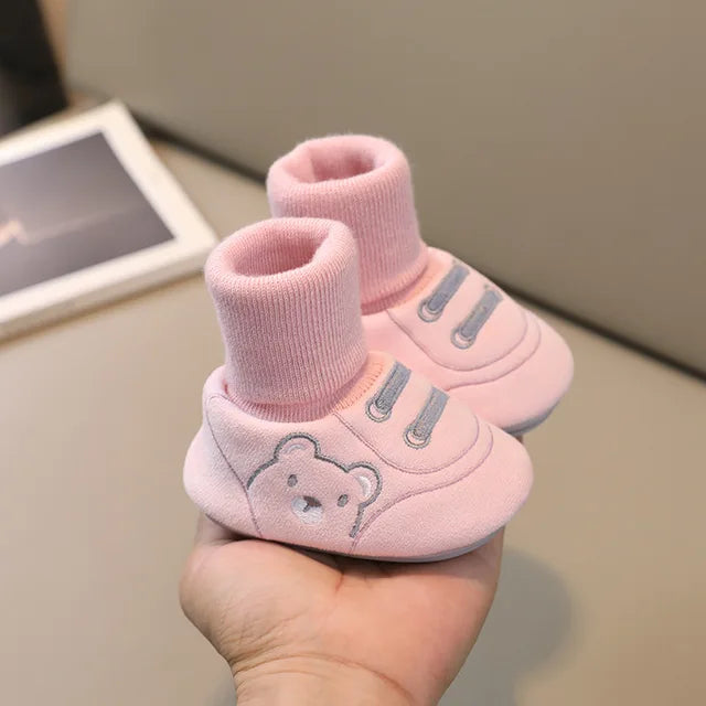 Kuschelige Babyschuhe – Warme Mini-Sneaker für kleine Füße
