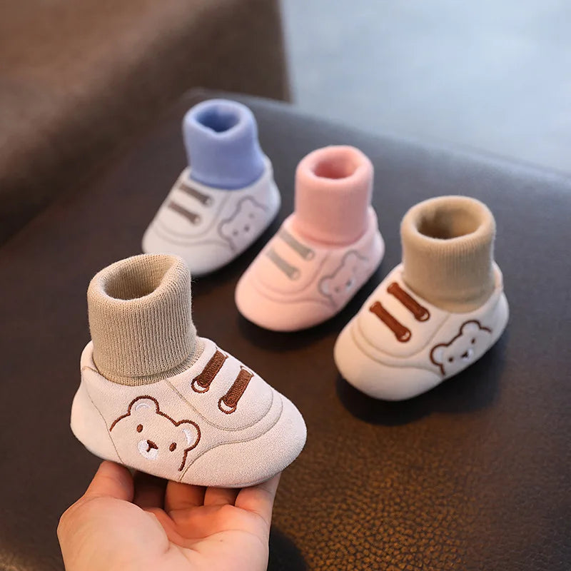 Kuschelige Babyschuhe – Warme Mini-Sneaker für kleine Füße