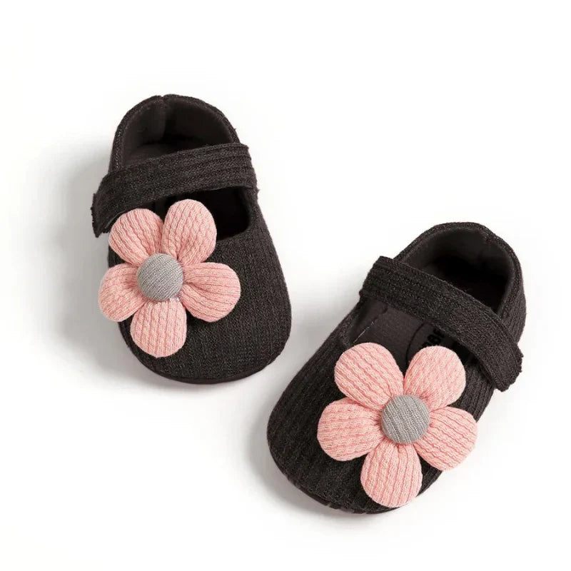 Bequeme Babyschuhe für kleine Entdecker