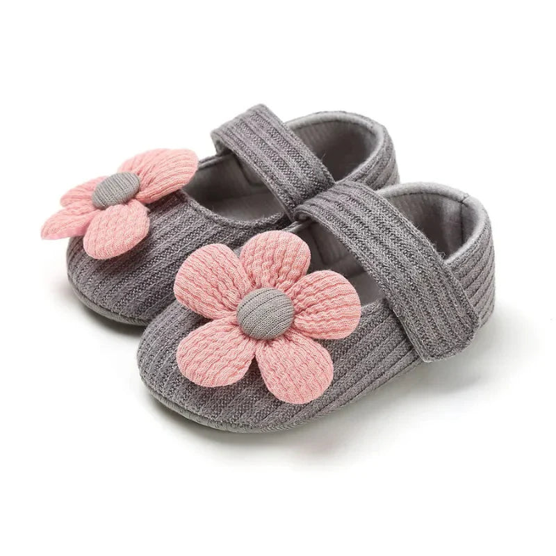 Bequeme Babyschuhe für kleine Entdecker