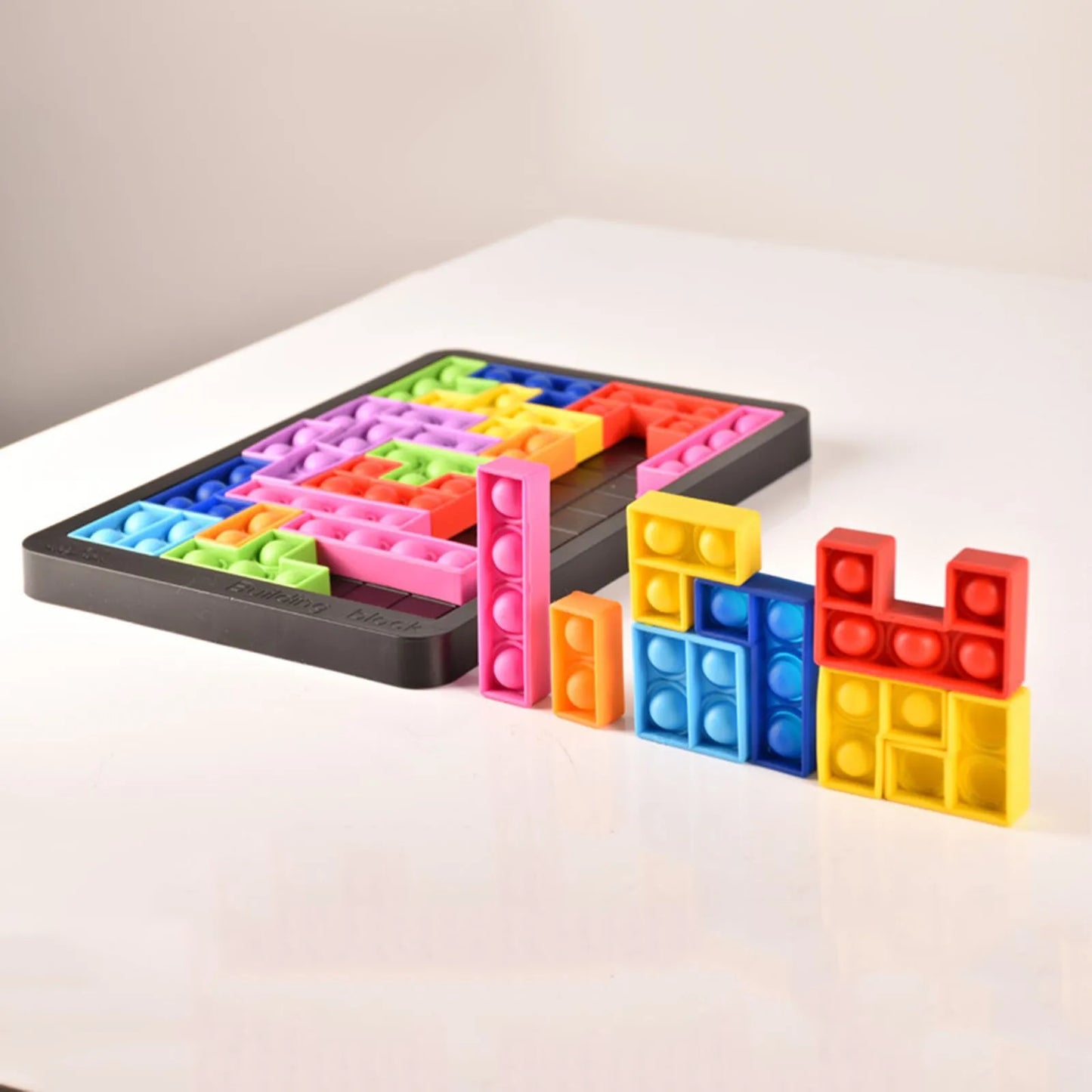 Farbenfrohes Tetris Kinderspiel – Spaß und Lernspiel für Kleine