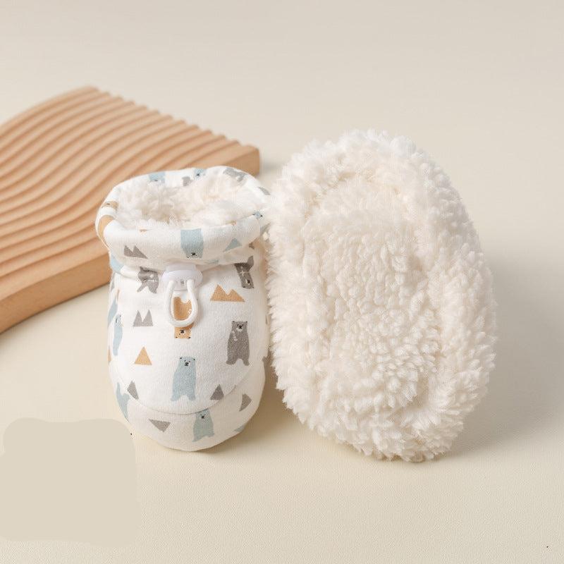 Niedliche Baby-Stiefelchen mit süßen Tiermotiven