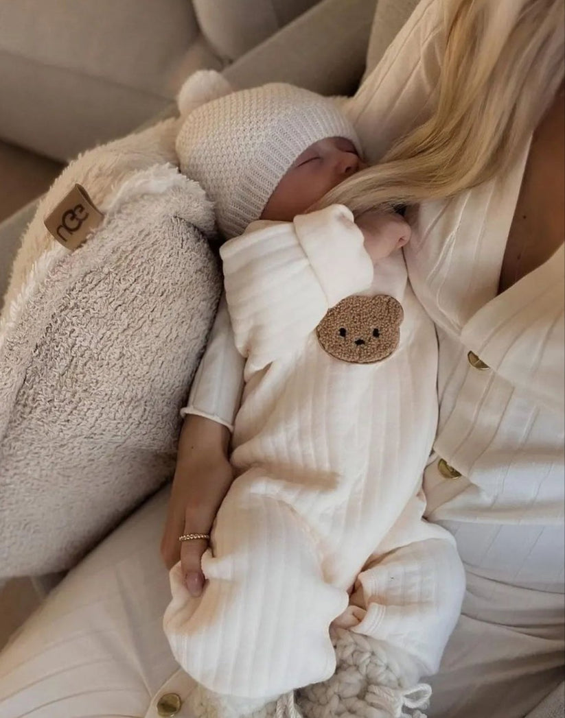 Babystrampler mit Niedlichem Bären-Design – Ideal für Frühling und Herbst