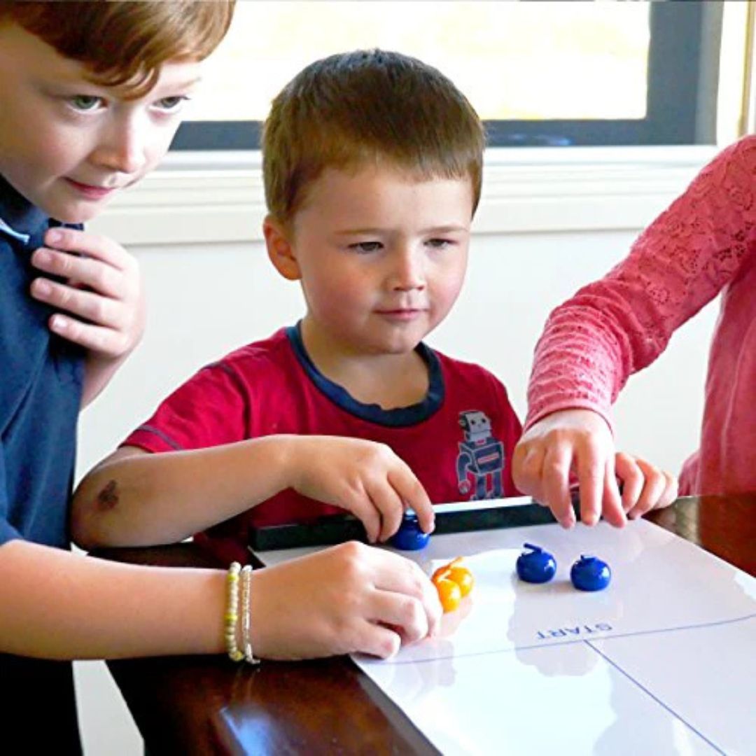 Mini Curling Spiel für Zuhause – Spaßiges Geschicklichkeitsspiel für die ganze Familie