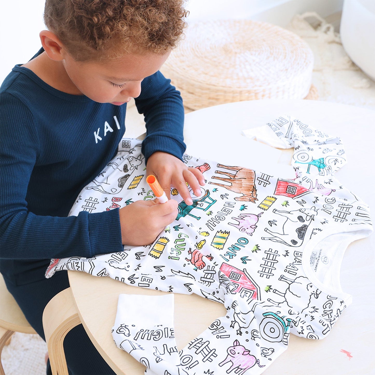 DIY Kinder Pyjama zum Ausmalen – Kreativer Spaß für Kinder