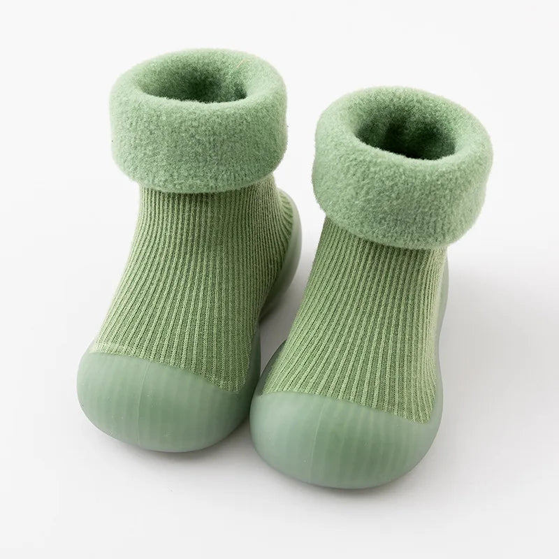 Rutschfeste Sockenschuhe für Kleinkinder – Sicherer Halt und Komfort