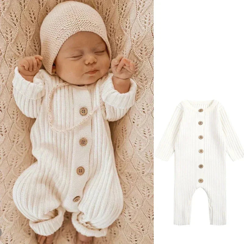Bequemer Strick-Baby-Overall – Kuscheliger Spielanzug mit Knopfverschluss für Neugeborene