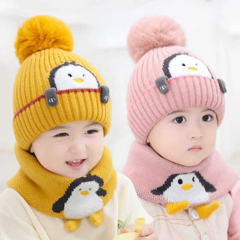 Kuscheliges Pinguin-Set – Strickmütze und Schal für Kinder