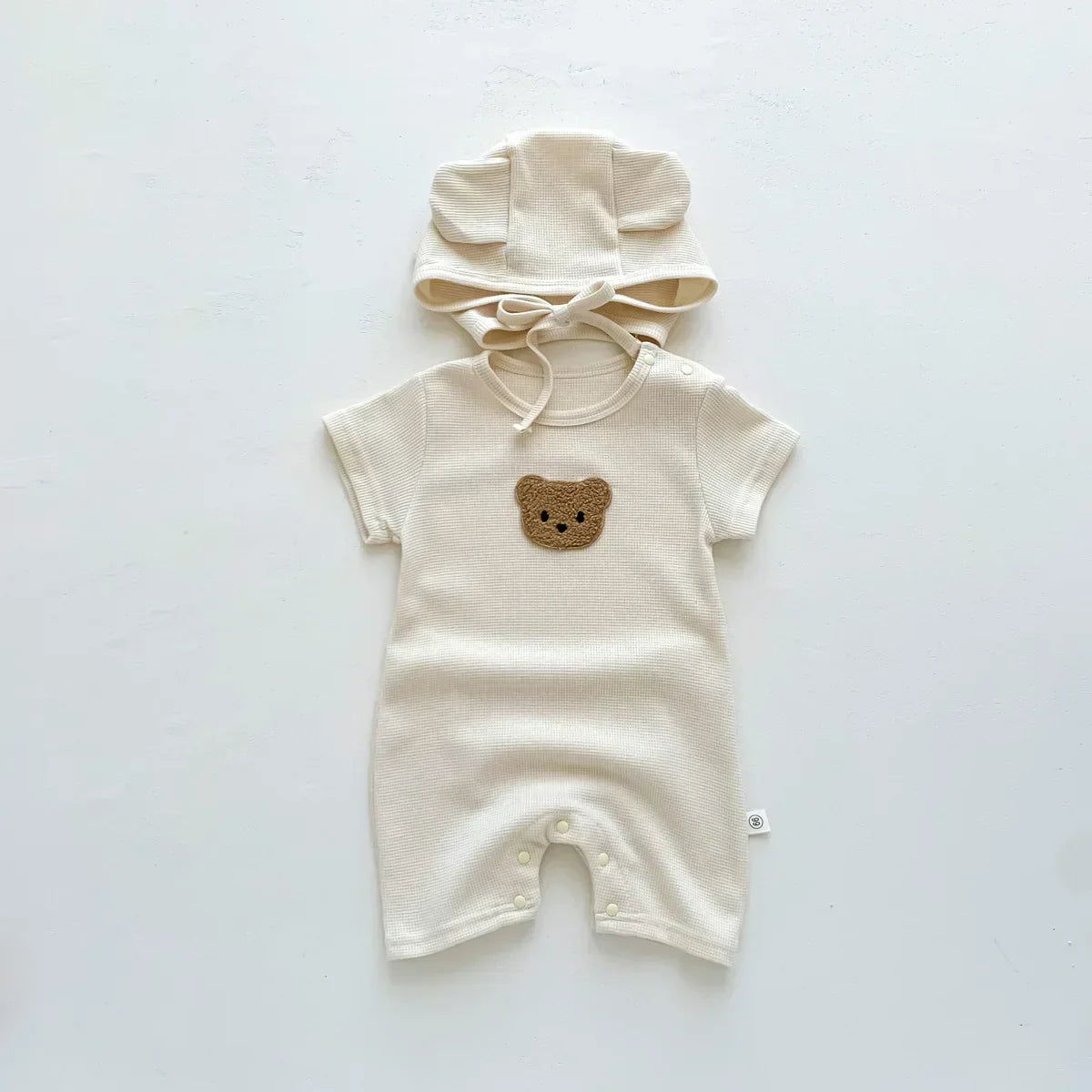Niedlicher Baby-Jumpsuit – Kuscheliger Baumwollanzug mit süßem Bären-Design