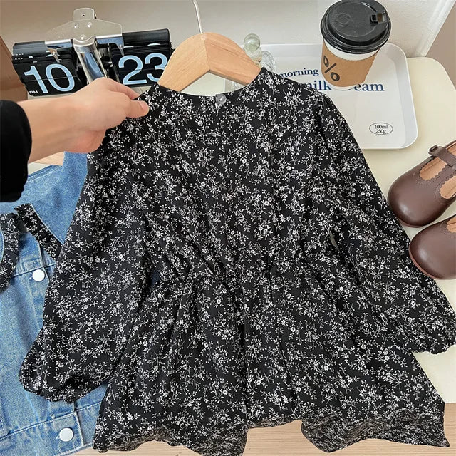 Mädchen Denim Jacke mit Blumenkleid – Charmantes Set für Kinder mit Rüschenkragen