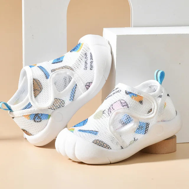 Einfache Handhabung – Kinder-Sandalen für schnelles Anziehen