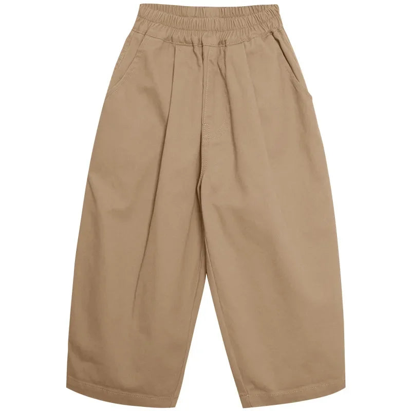Modische Kinderhose – Bequeme weite Hose im Trend-Design