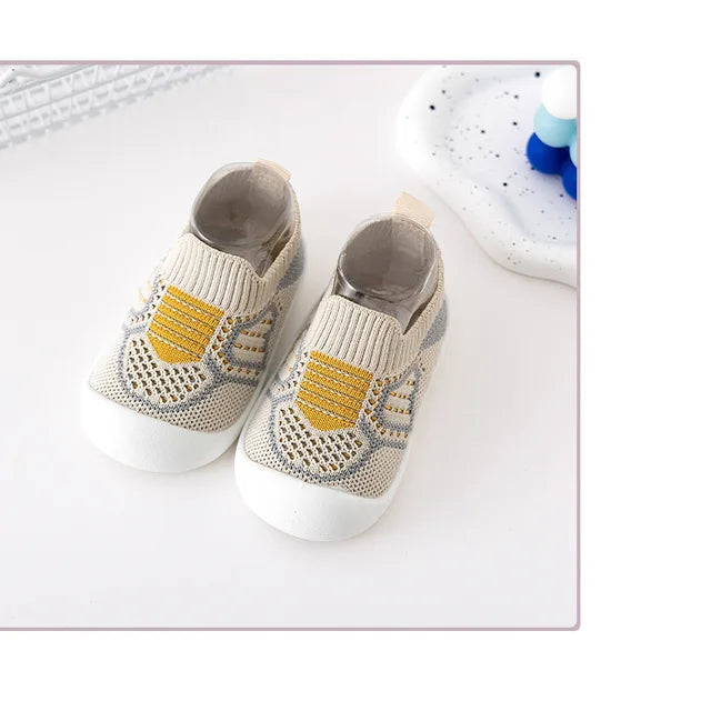 Bequeme Baby-Sneaker – Luftige und bequeme Schuhe für Kleinkinder