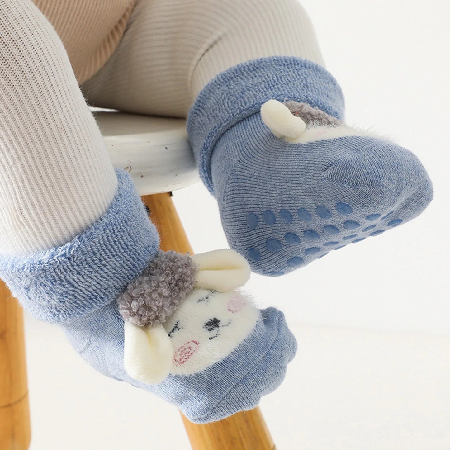 Kuschelige Baby-Socken für warme Füße und sicheren Halt