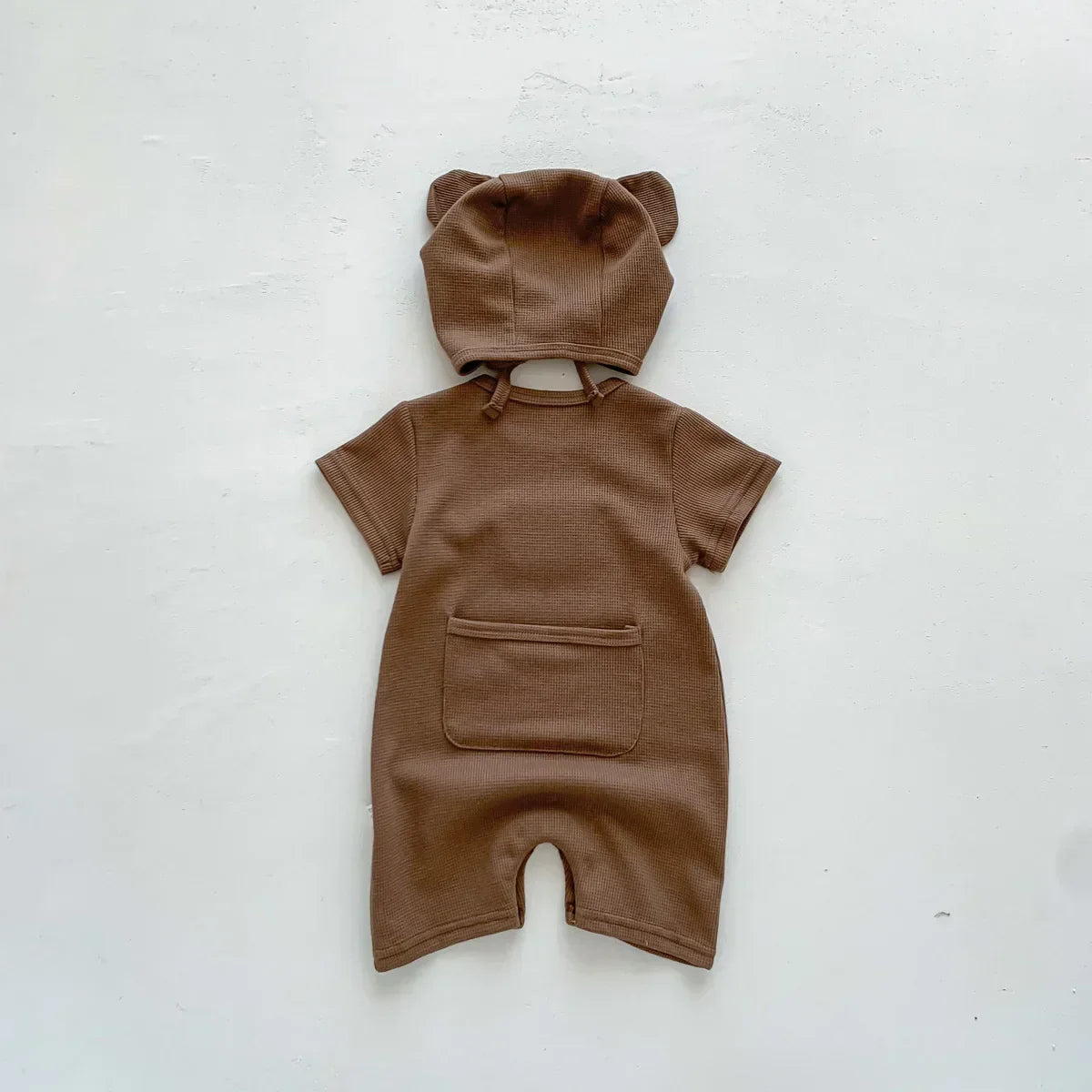 Niedlicher Baby-Jumpsuit – Kuscheliger Baumwollanzug mit süßem Bären-Design
