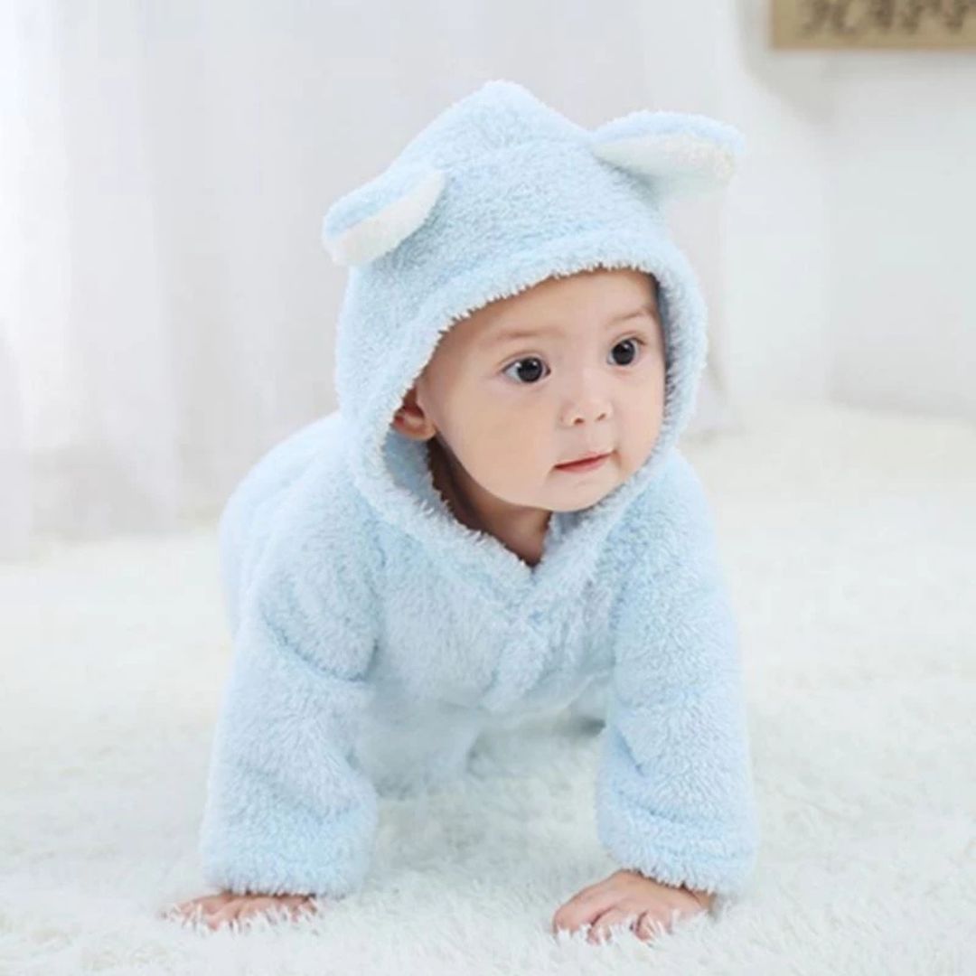 Süßer Babystrampler im Bärendesign