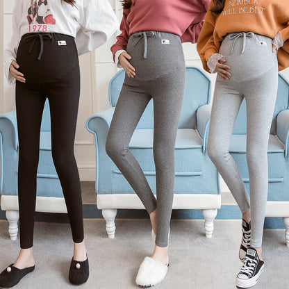 Gemütliche Schwangerschafts-Leggings im Jogginhosen Style