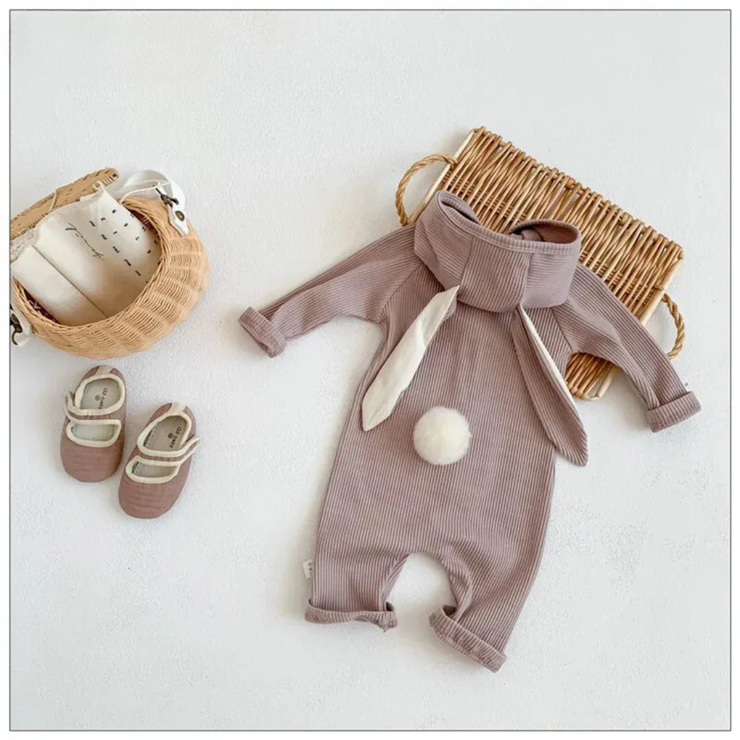Kuscheliger Hasen-Strampler – Baby-Overall mit süßen Ohren