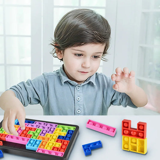 Farbenfrohes Tetris Kinderspiel – Spaß und Lernspiel für Kleine