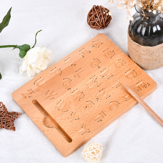 Buchstaben Tafel aus Holz zum Schreiben Lernen