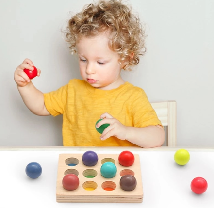 Farbenkugel Sortierspiel – Pädagogisches Lernspiel für Kinder