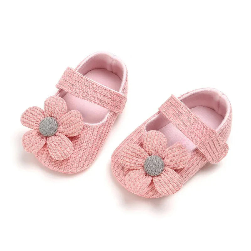 Bequeme Babyschuhe für kleine Entdecker