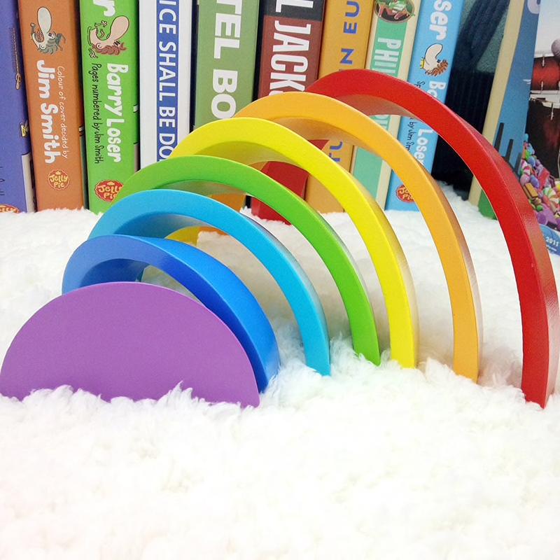 Montessori Holz-Regenbogen Stapelspiel für kreative Kinderentwicklung