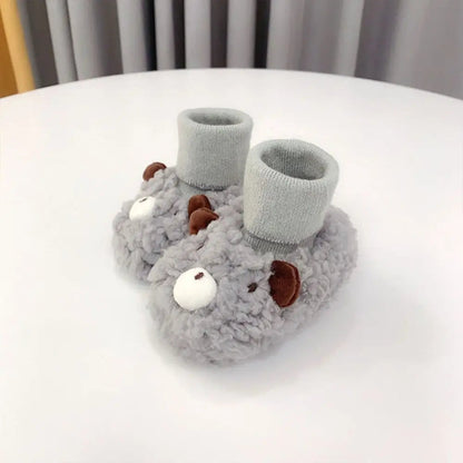 Niedliche Bären-Babyschuhe für warme Füßchen