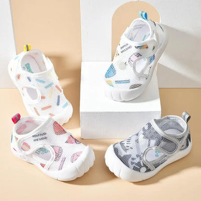 Einfache Handhabung – Kinder-Sandalen für schnelles Anziehen