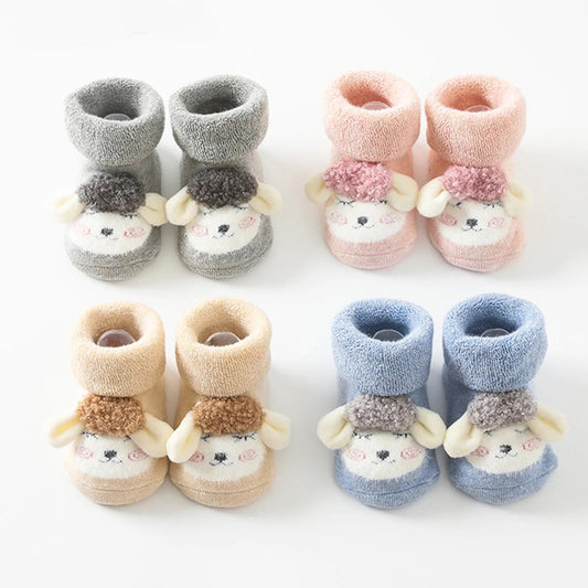 Kuschelige Baby-Socken für warme Füße und sicheren Halt