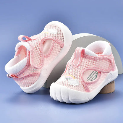 Atmungsaktive Mesh-Kinderschuhe – Luftig und bequem für die Füße