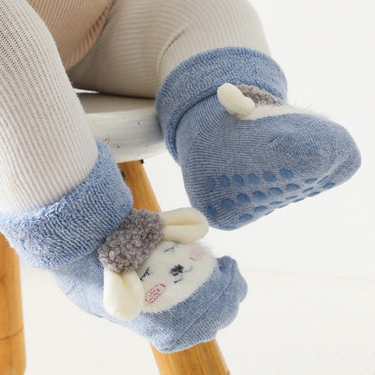 Kuschelige Baby-Socken für warme Füße und sicheren Halt