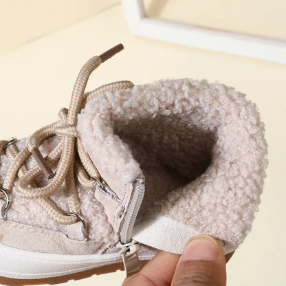 Kuschelige Winterstiefel – Ideal für warme und sichere Füße im Winter