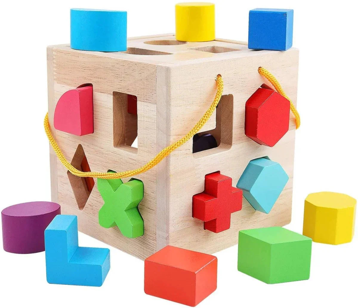 Montessori Holz-Beschäftigungswürfel – Formen und Farben für Kinder zum Entdecken