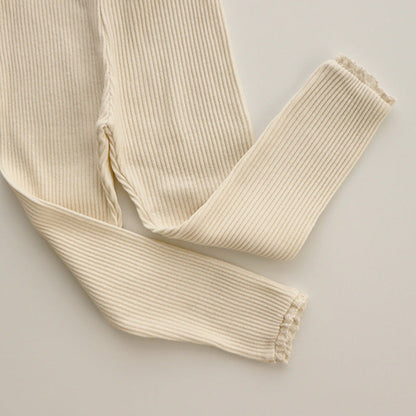 Rippstrick Baby-Leggings mit Spitzenrand für Mädchen – Bequem und Stylish