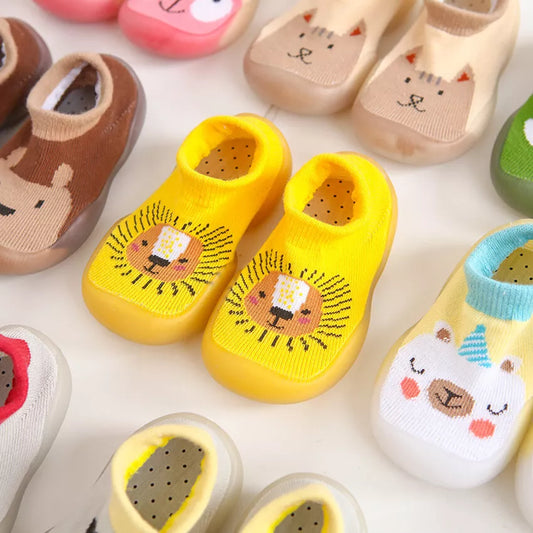 Bequeme Barfuß-Schuhe für Kleinkinder